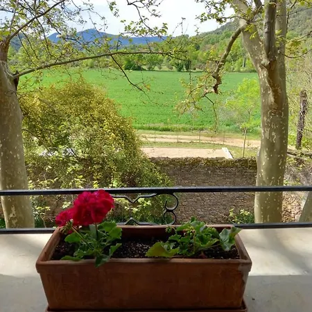 D'hotes Domaine De Pelissols Bed & Breakfast 3*