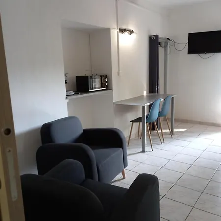 B&B D'hotes Domaine De Pelissols 2*