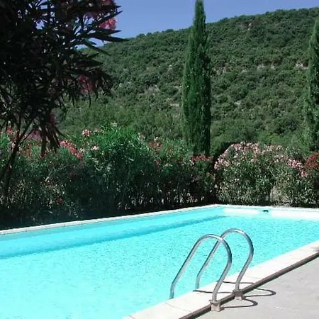 D'hotes Domaine De Pelissols B&B 2*