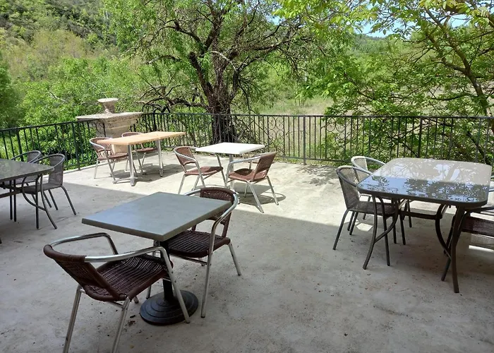 D'hotes Domaine De Pelissols Bed & Breakfast 3*