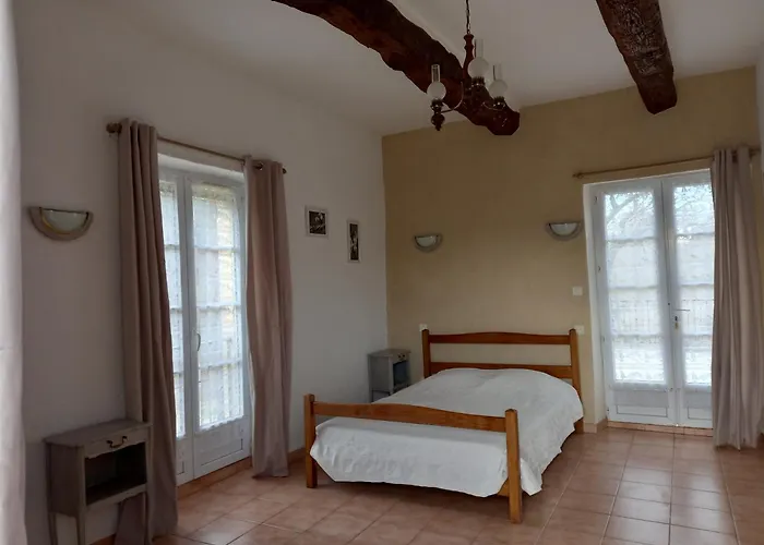 Bed & Breakfast D'hotes Domaine De Pelissols